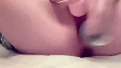 육변기 마멜, 깨끗한 핑보에서 떨어지는 하얀애액